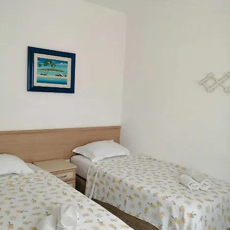 Bed & Breakfast Defne Ev *